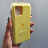 Silicone Case iPhone 11 Pro ярко-желтый Накладка силиконовая под оригинал "с логотипом" 00-00024392 (МСК)